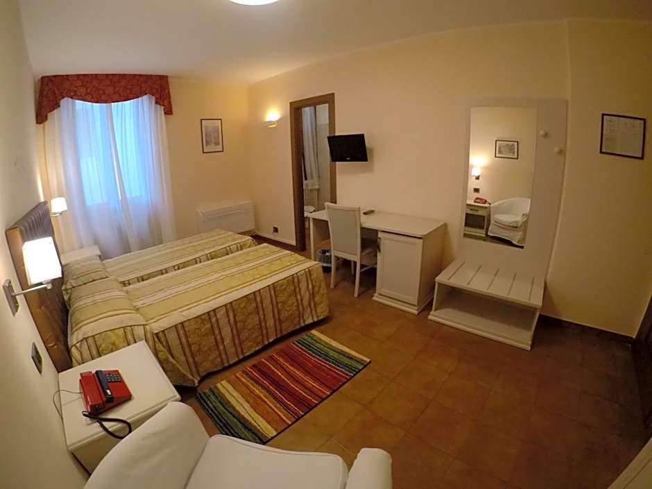 Hotel Ristorante Combolo