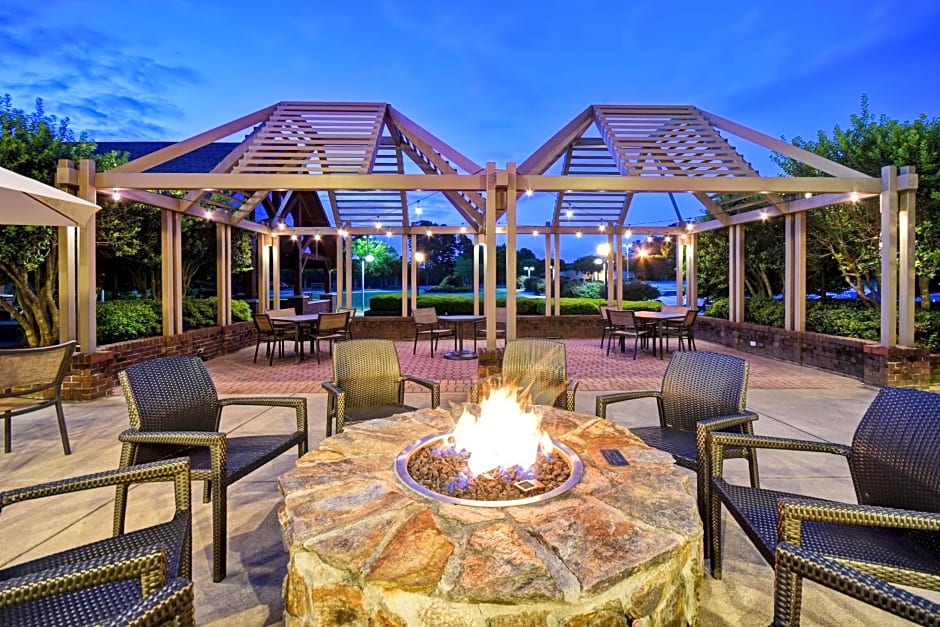 Embassy Suites Greenville Golf Resort & Conference Center