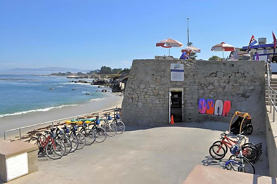 Lovers Point Inn