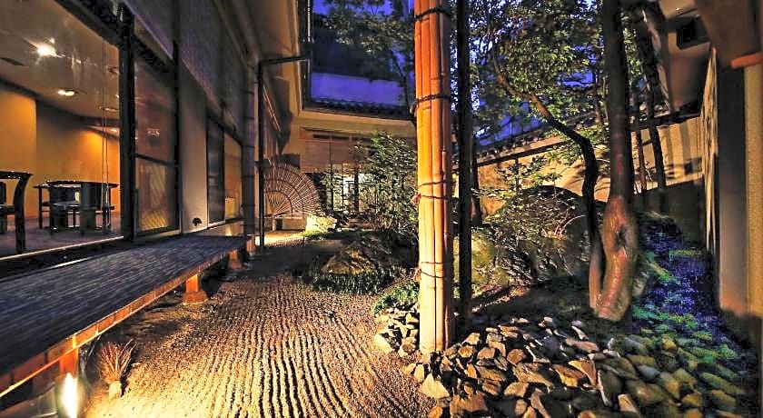 Kyoto Ryokan The KINOE