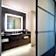 Hotel Vin Autograph Collection