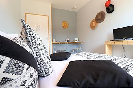 Double Room with Pool View