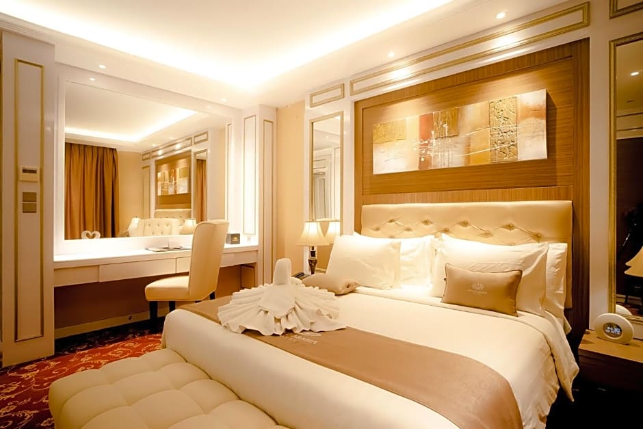 Portola Grand Arabia Hotel