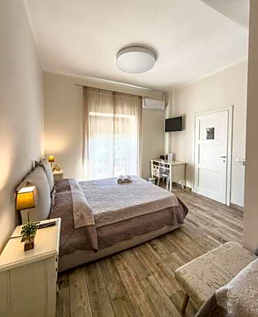 Deluxe Double Room with Sea View