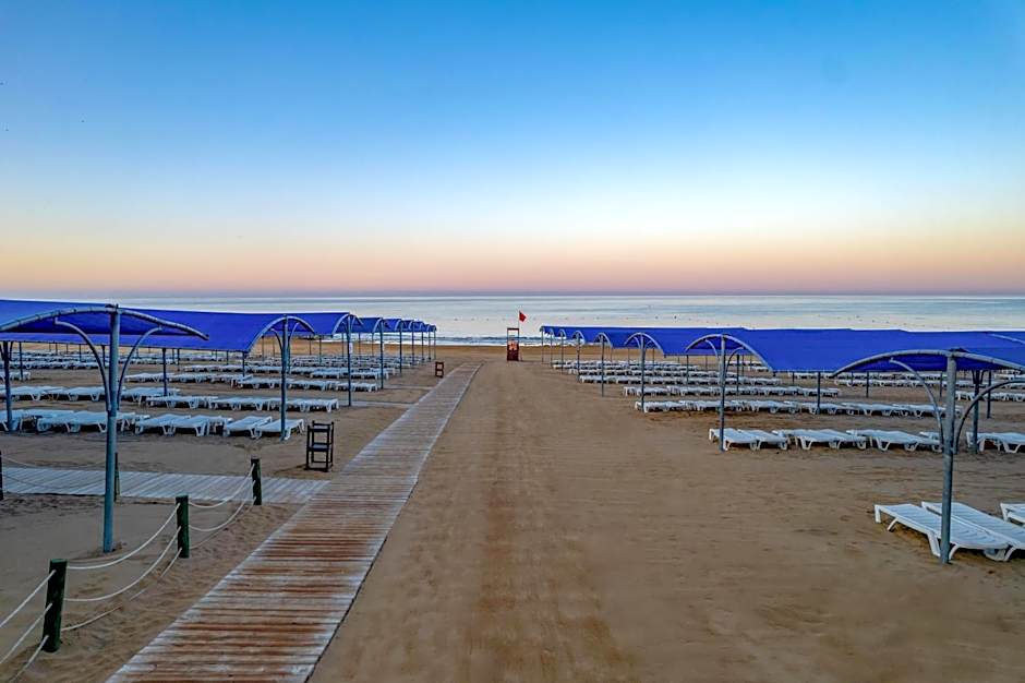 Trendy Aspendos Beach Hotel