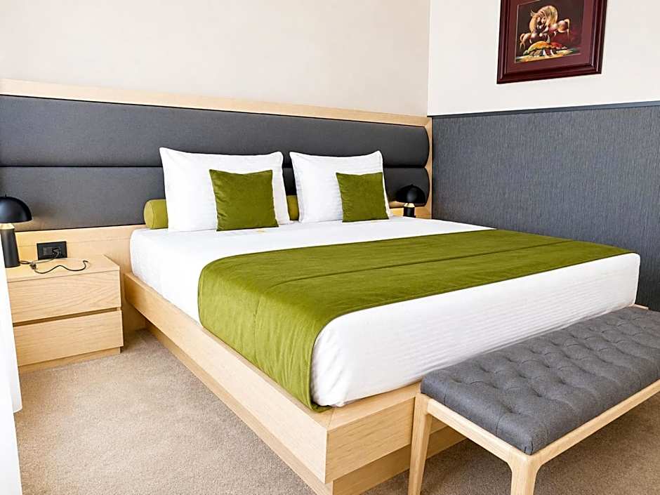 Atera Business Suites