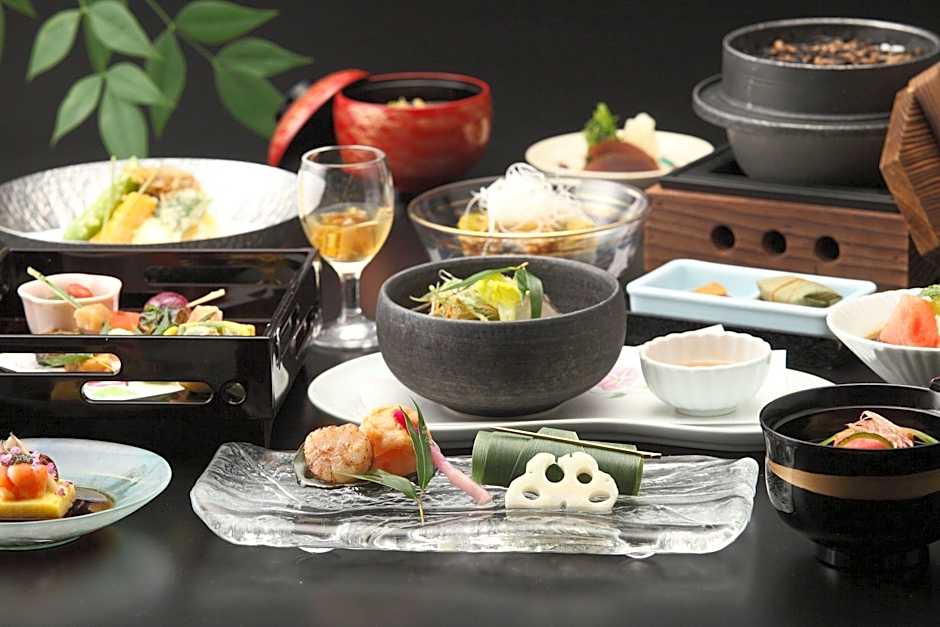 New Wakasa Annex Hotel