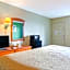 Economy Inn By OYO Ashburn