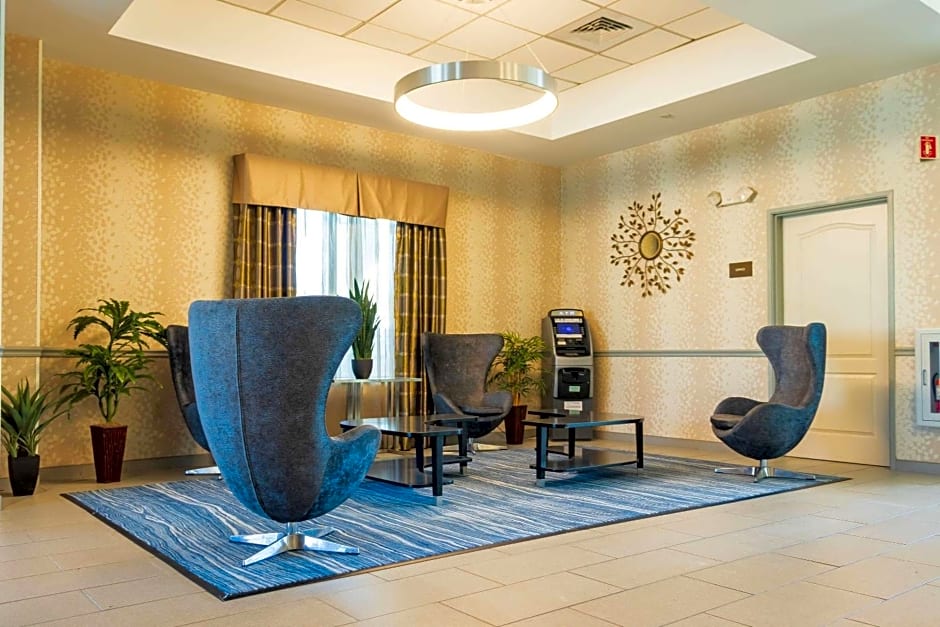 Comfort Inn & Suites Plainville-Foxboro