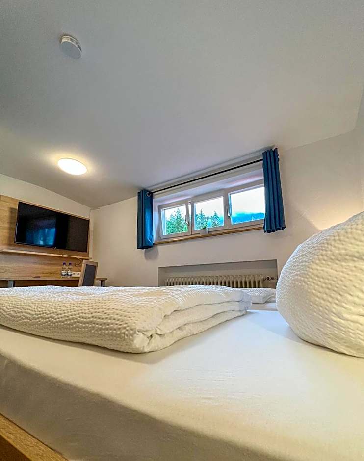 Mountain Hostel City