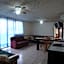Hotel La Guaria Inn & Suites