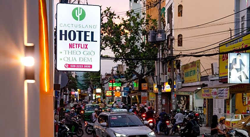 Cactusland Hotel Tan Binh