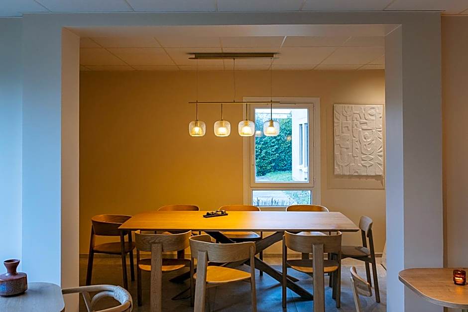 B Hotel Troyes Aeroport