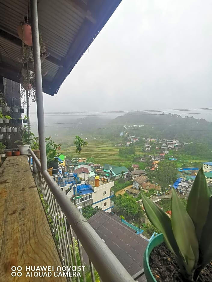 7th Heaven Lodge and Cafe