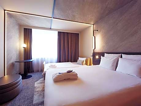 Executive Room with Double Bed and Sofa