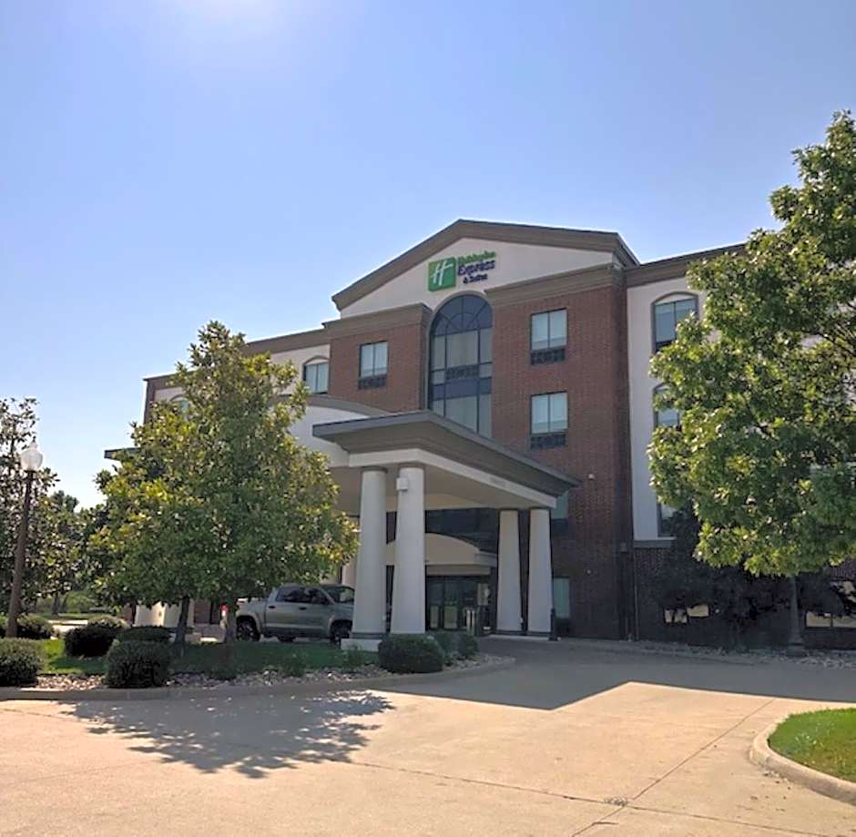 Holiday Inn Express Hotel & Suites Ennis By IHG