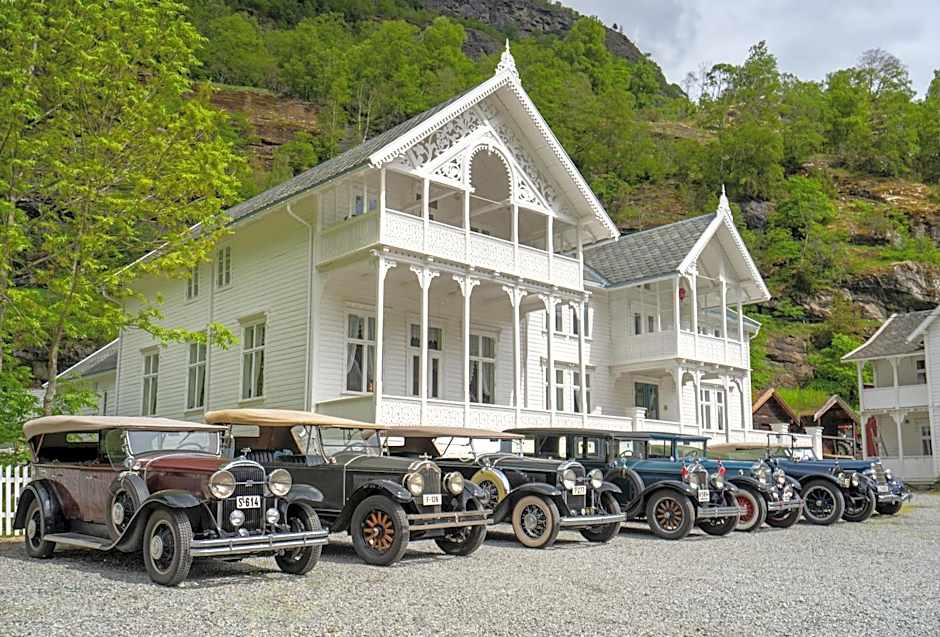Photo 1 of 48 of Husum Hotel