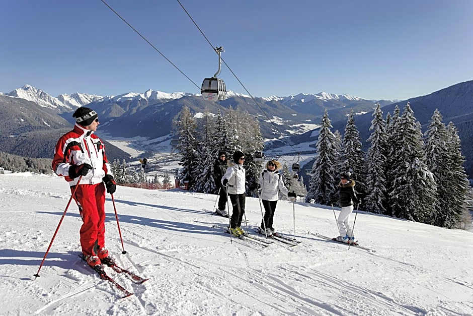 Hotel Post - OlangCard included