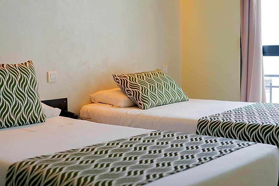 Hostal Charlotte-Gran Vía