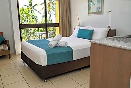 Studio with Sea View