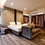 Grand Marina Hotel