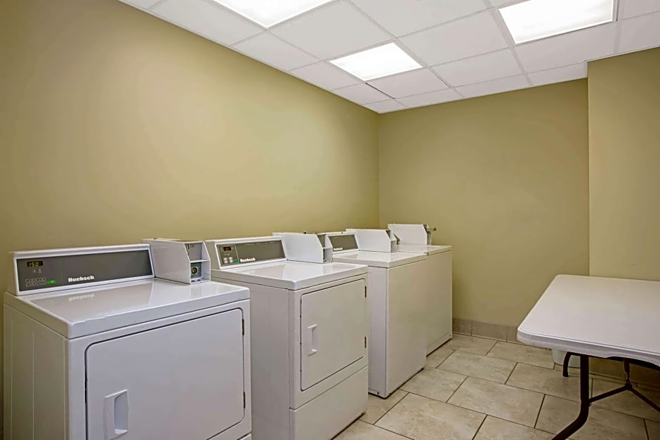 La Quinta Inn & Suites by Wyndham Panama City Beach