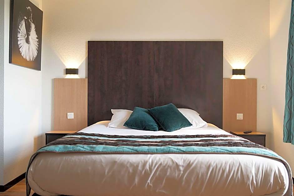 Brit Hotel Confort - La Tour Blanche