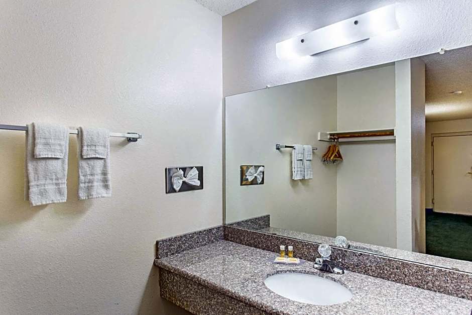 Travel Inn - Mesa