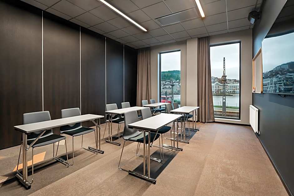 Quality Hotel River Station