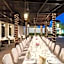 Al Falaj Hotel