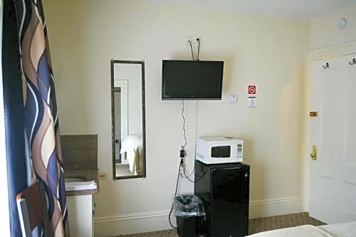 The Whitetail and Suites- Lincoln