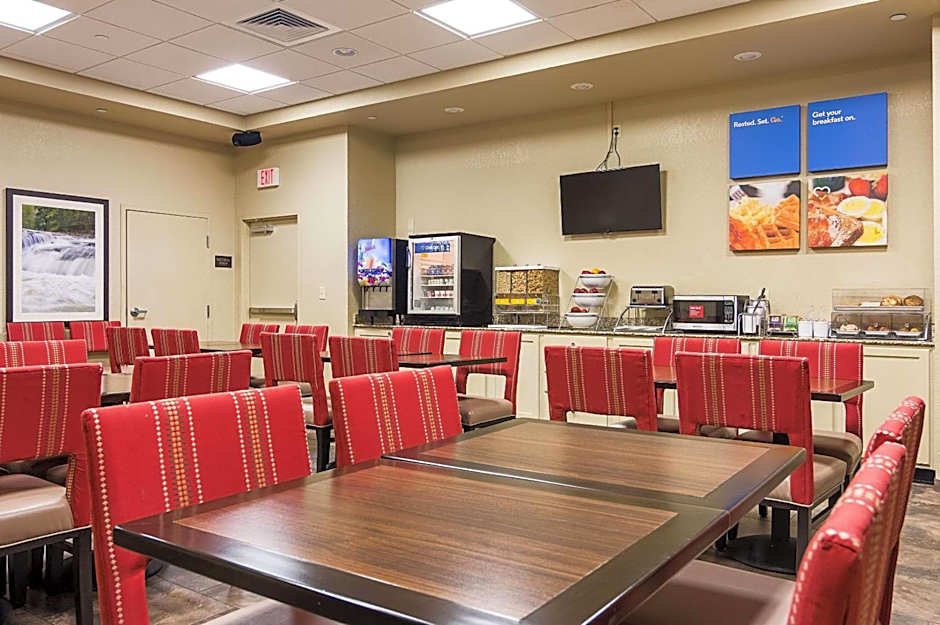 Comfort Inn Bentonville - Crystal Bridges
