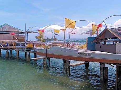 Peria Seafront Pensione