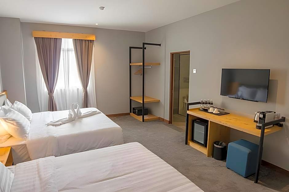 Redpine Boutique Hotel