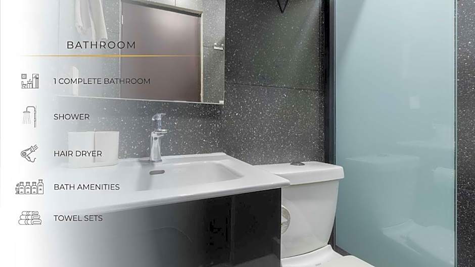 301 Historic building 1Bdrm 1bath AC Rooftop