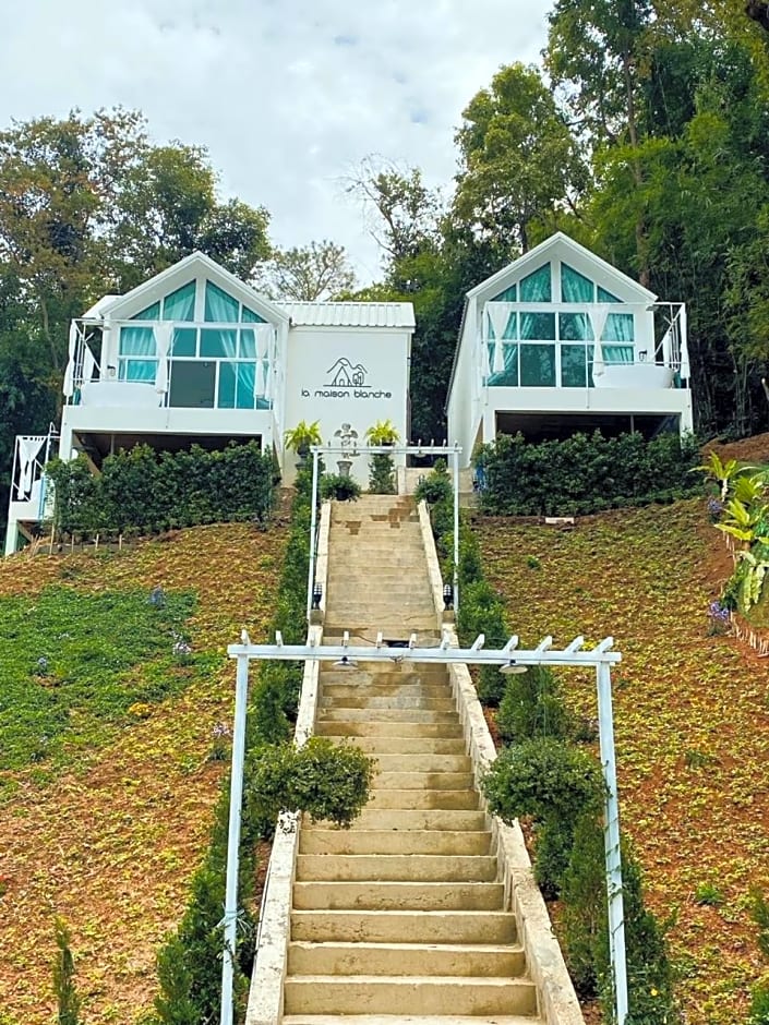 La Maison Blanche Chiang Rai Resort