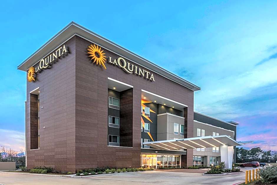 La Quinta Inn and Suites by Wyndham Houston Spring South