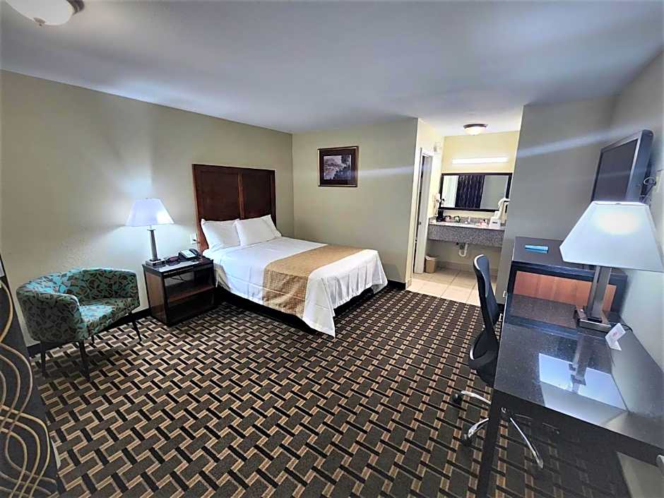 Travelodge by Wyndham Jackson I-40 Exit 82