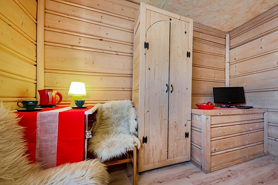 Grota zbójnicka apartament i pokoje