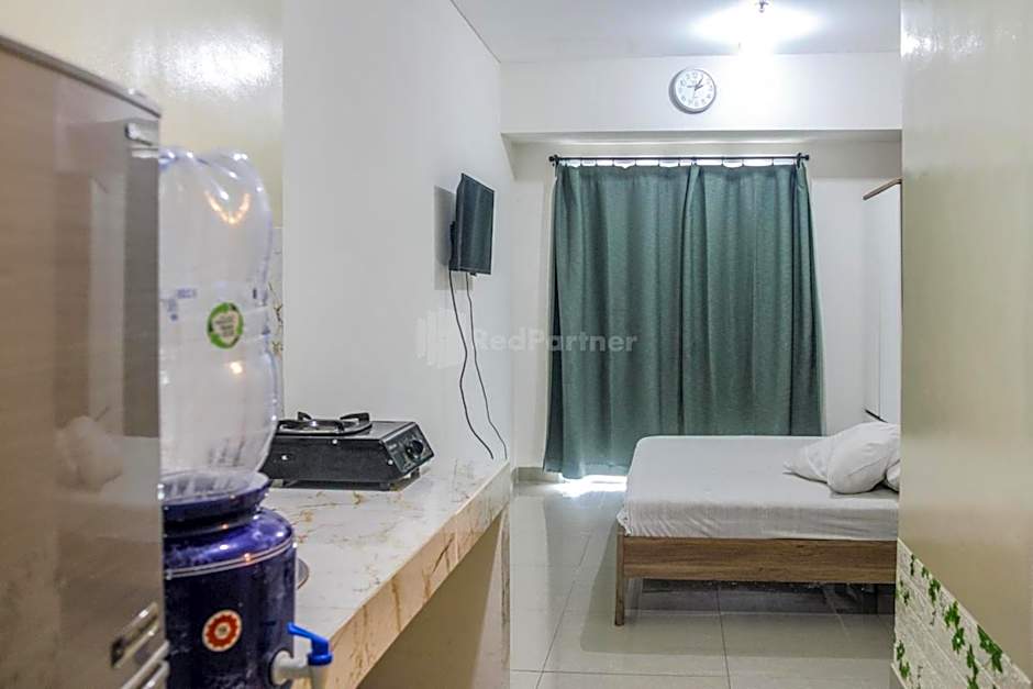 RedLiving Apartemen Paradise Mansion - Gunawan