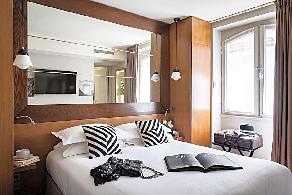 Holiday Inn Paris Palais de lElysee, an IHG Hotel By IHG