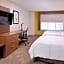 Holiday Inn Express & Suites Selma