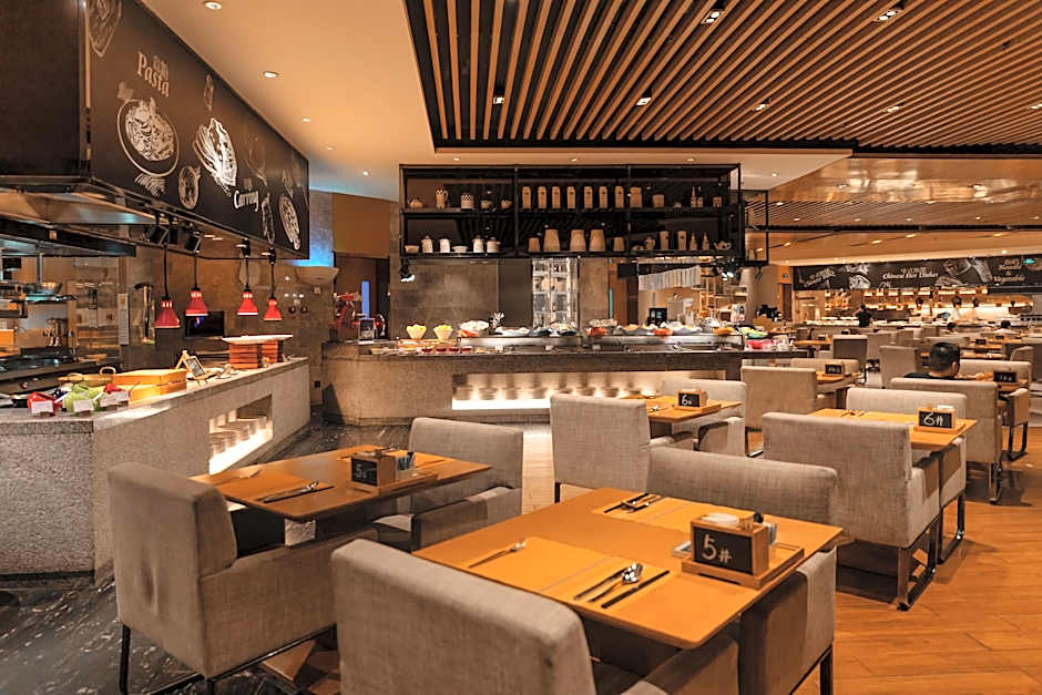 Renaissance Huizhou Hotel