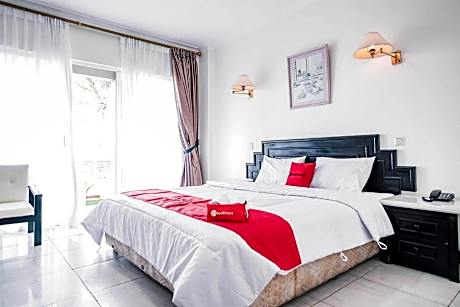 RedDoorz Plus near Pelabuhan Merak