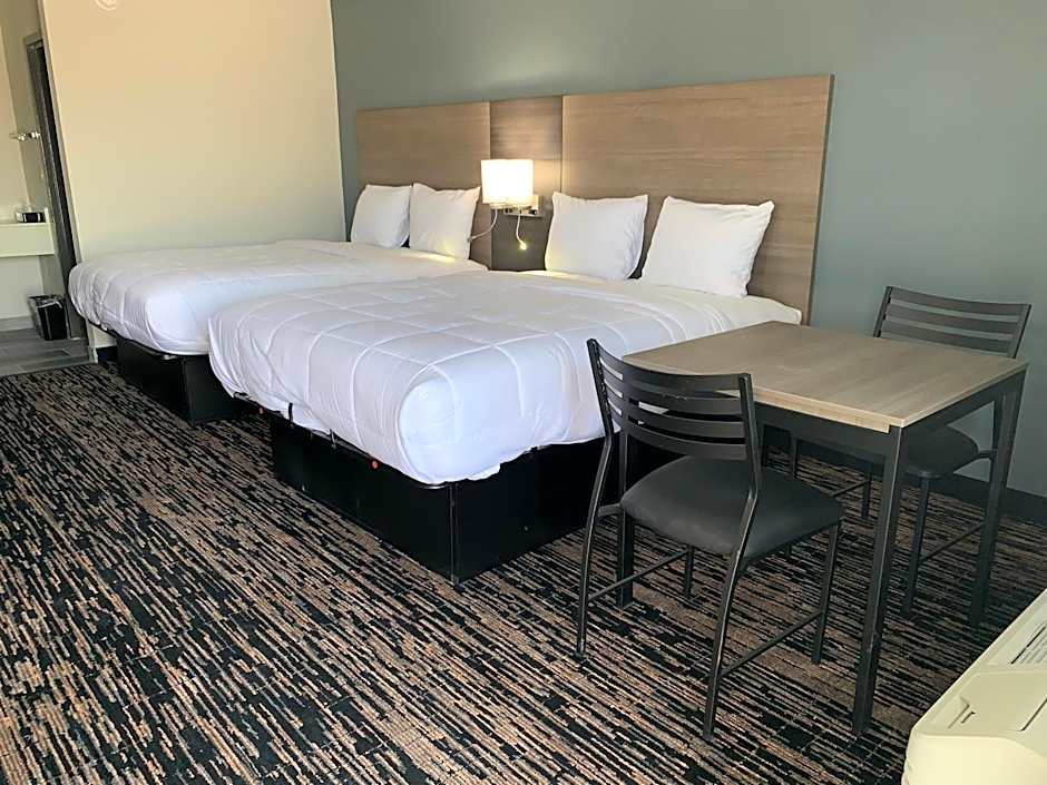 Super 8 by Wyndham Sulphur South