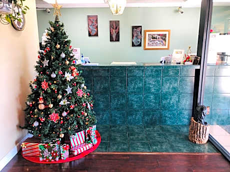Relax Inn Perry National Fairgrounds Area I-75