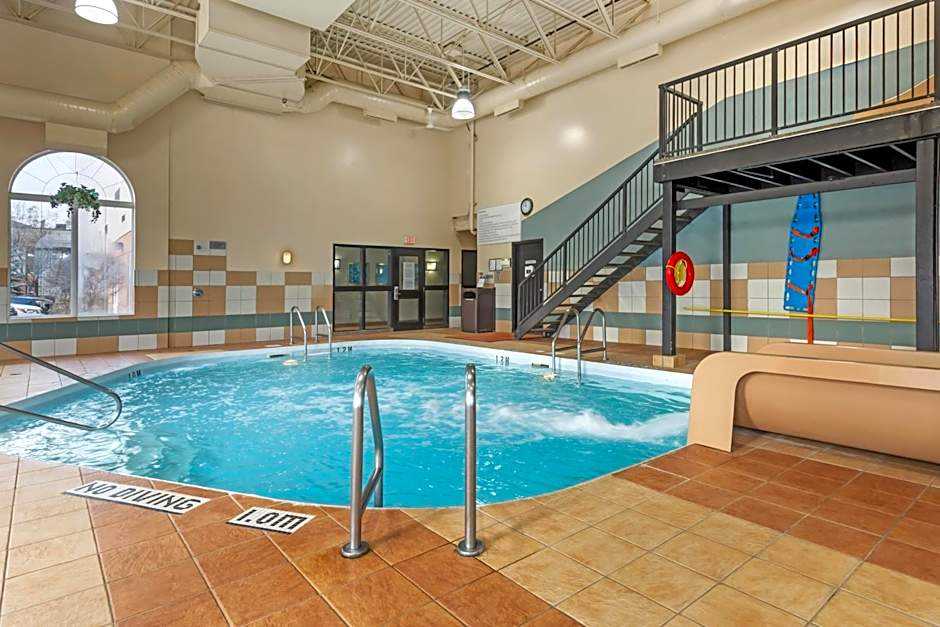 Best Western Plus Pembina Inn & Suites