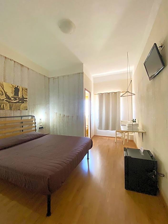 Green Gallery Hotel and Restaurant