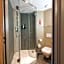ibis Geneve Centre Lac