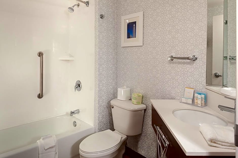 Hampton Inn & Suites Concord-Charlotte